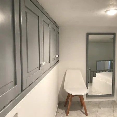 Panai's Garden Daire *