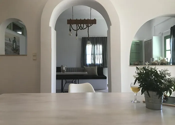 Panai's Garden ليفاذيا أستيبالياس